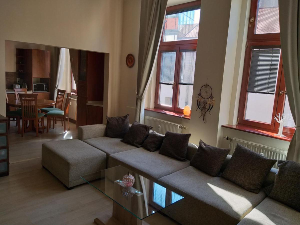 M10 Old Town Apartments Kosice - Housity
