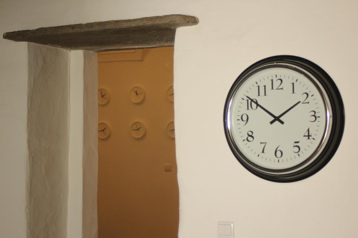 Slowly - Com Vagar - Housity