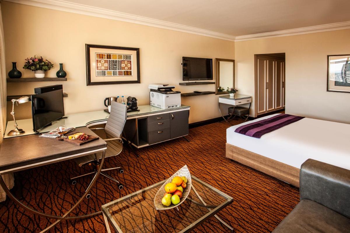 Suitetrails - Avani Windhoek Hotel & Casino