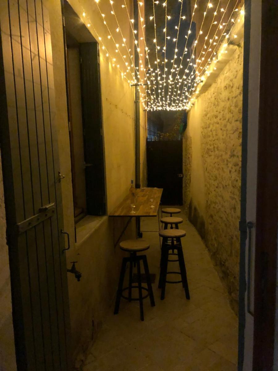 Authentique Bijou Cœur d’Orange à 2 pas du Théâtre Antique! - Housity