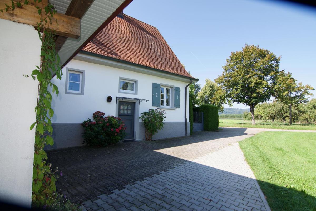 Bed & Breakfast mit Charme- Aux2platanes- Außergewöhnlich schön am Bodensee - Housity