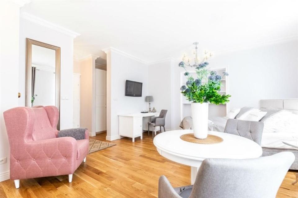 Suitetrails - EASY RENT Apartments - STYLE