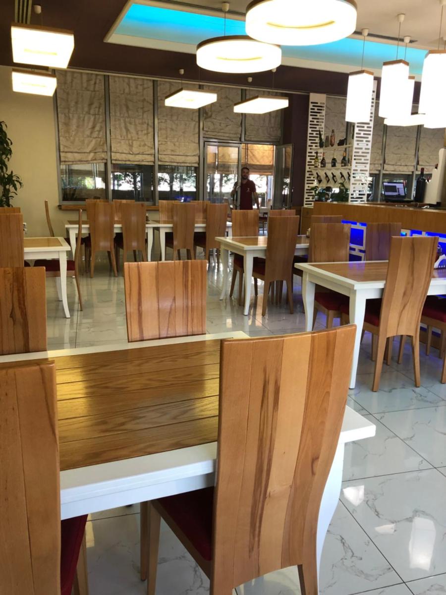 ELJOS HOTEL - Housity