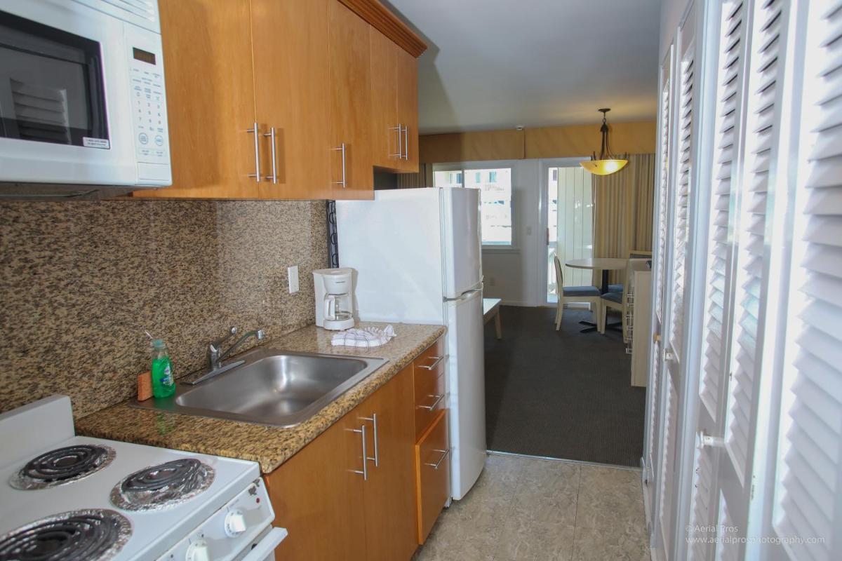 Royal Atlantic Beach Resort - Housity
