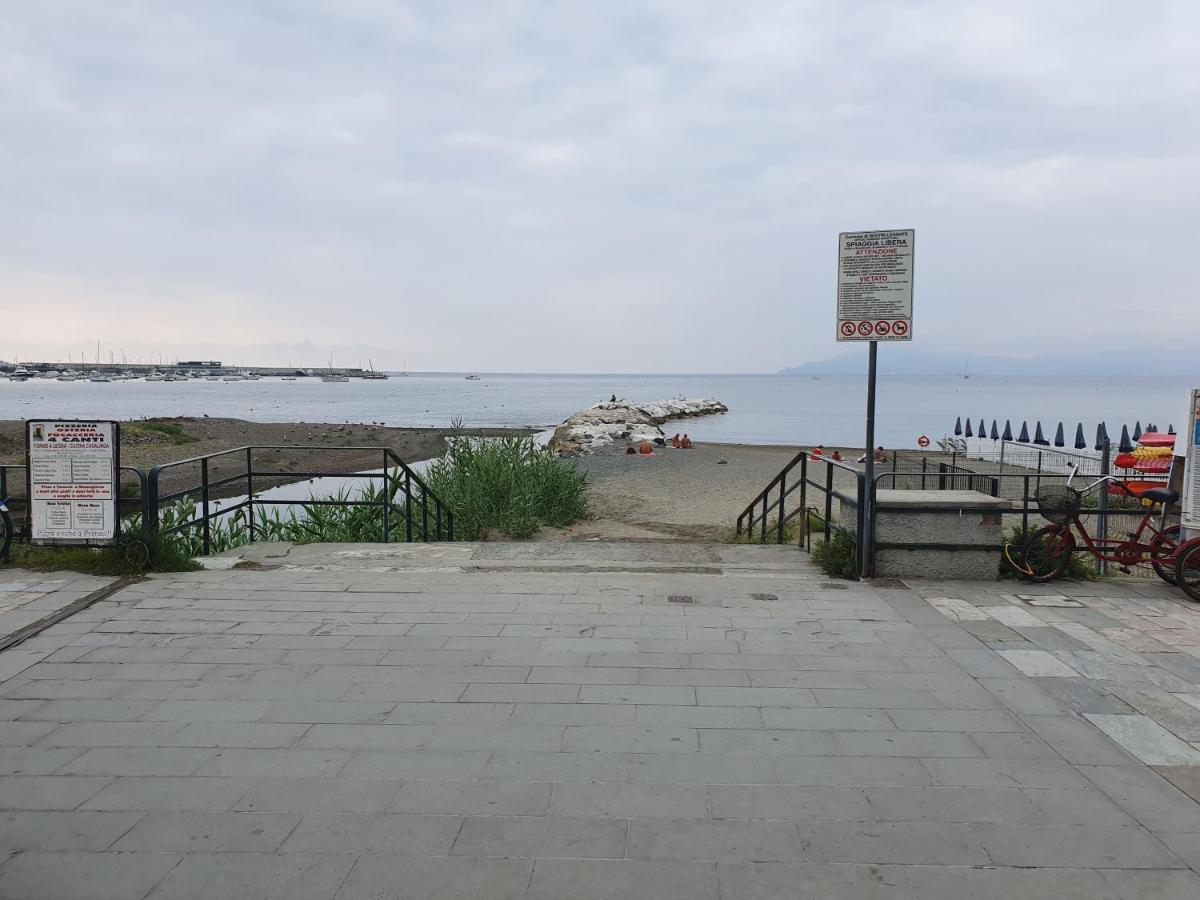 Central Sestri Executive 2 Bedroom&Huge Terrace - Housity