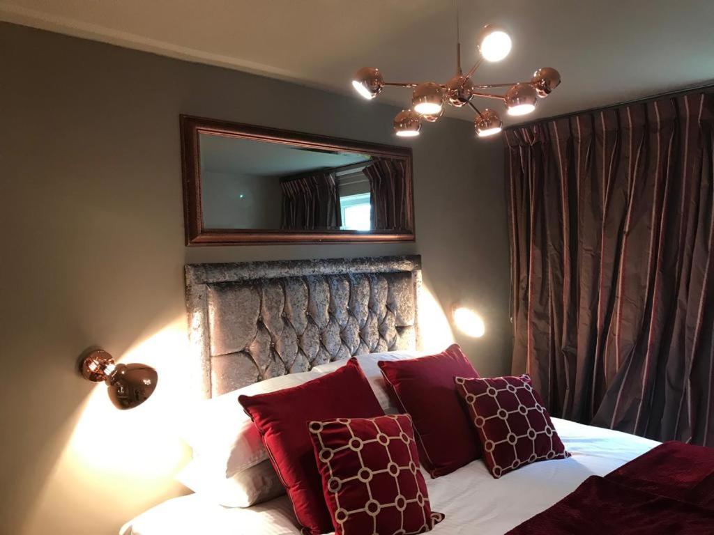East Kilbride, Glasgow-2 Bed, 2 Bath Modern - Easdale Clamenti - Housity
