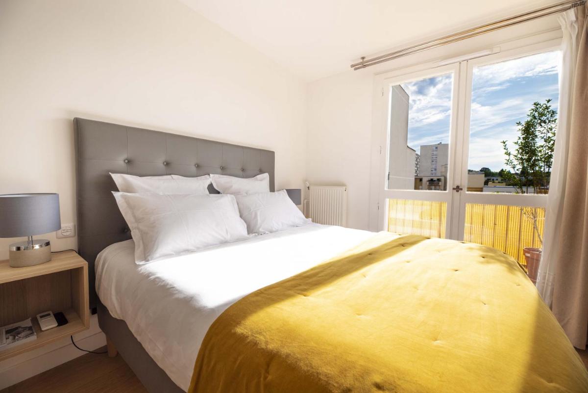 Beausoleil Studio Metro Paris Sud - Housity