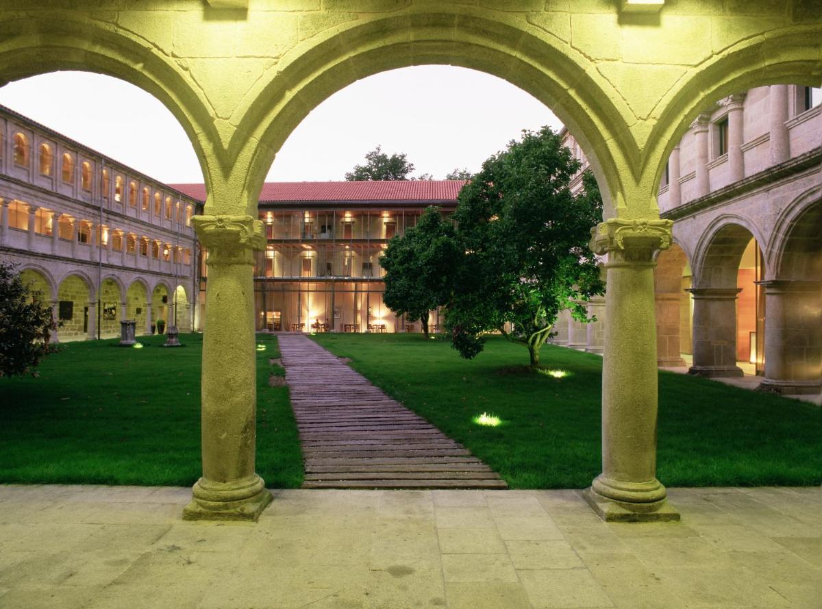 Jardín al aire libre en Parador de Santo Estevo