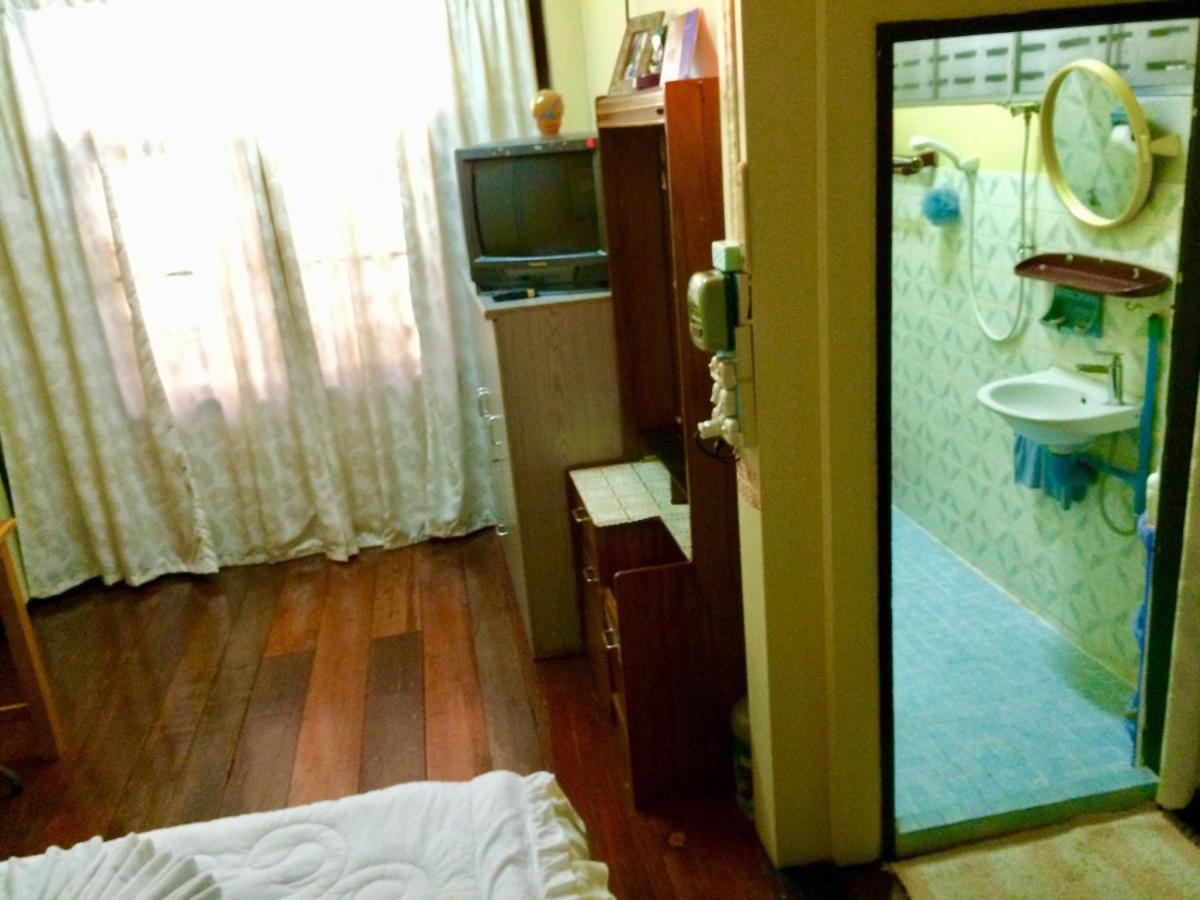PEE HOMESTAY LOPBURI - Housity