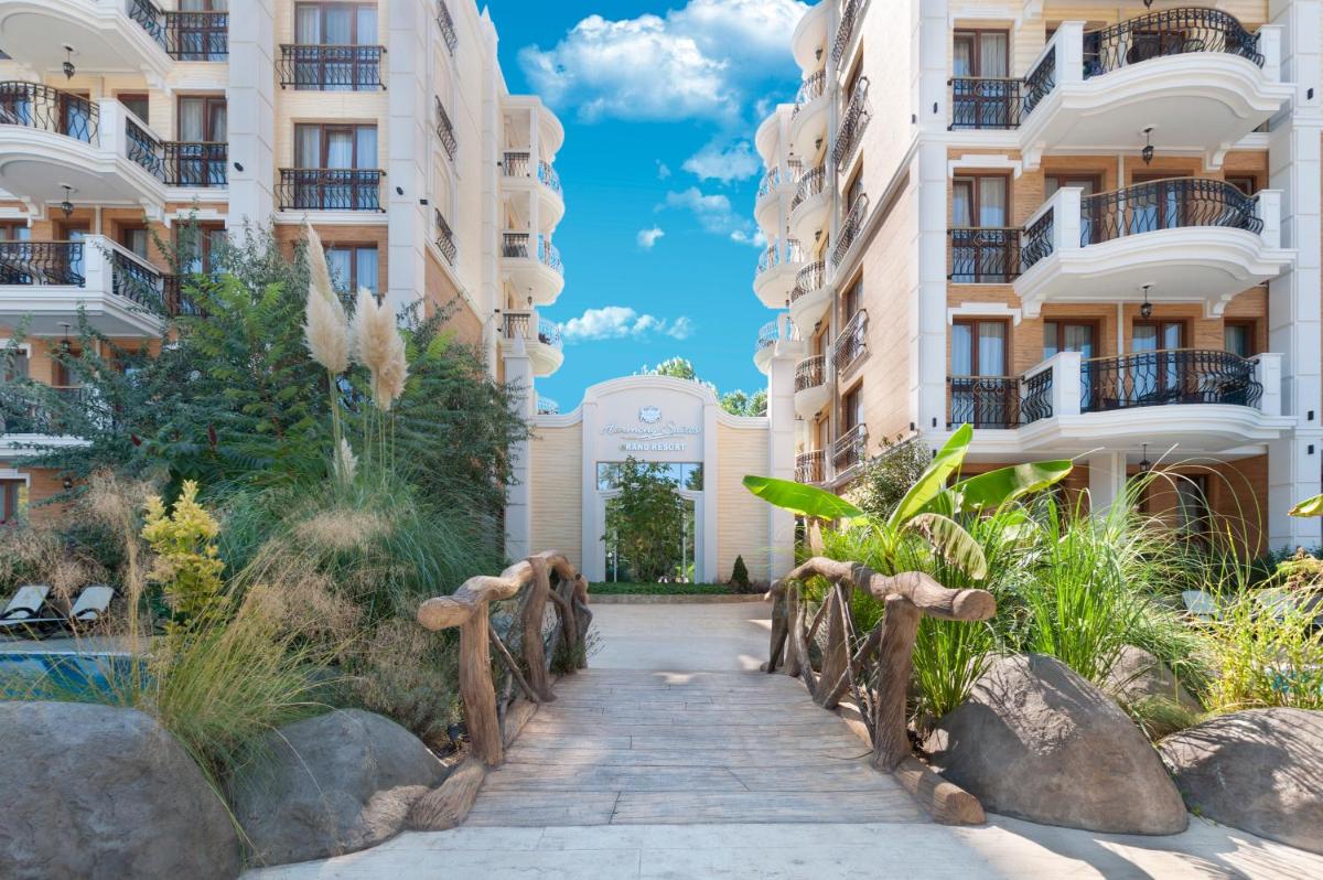 Harmony Suites Grand Resort - Housity