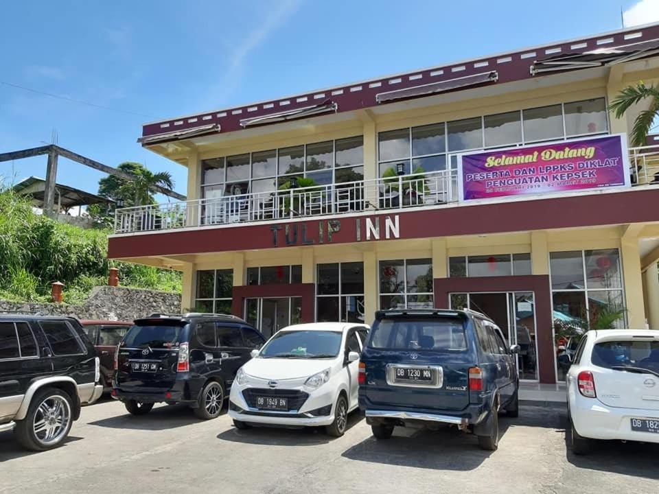 Tulip Inn Tomohon - Housity