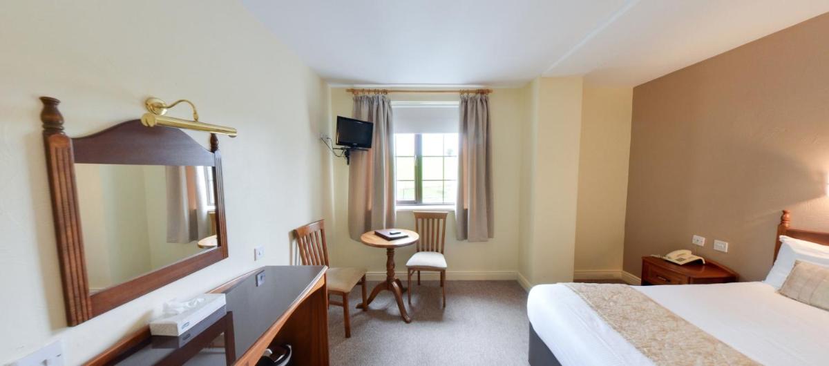 Hotel Curracloe - Housity