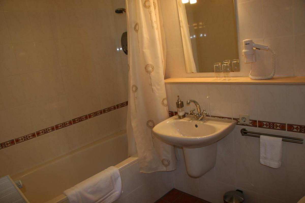 Bed & Breakfast Pax Tibi - Housity