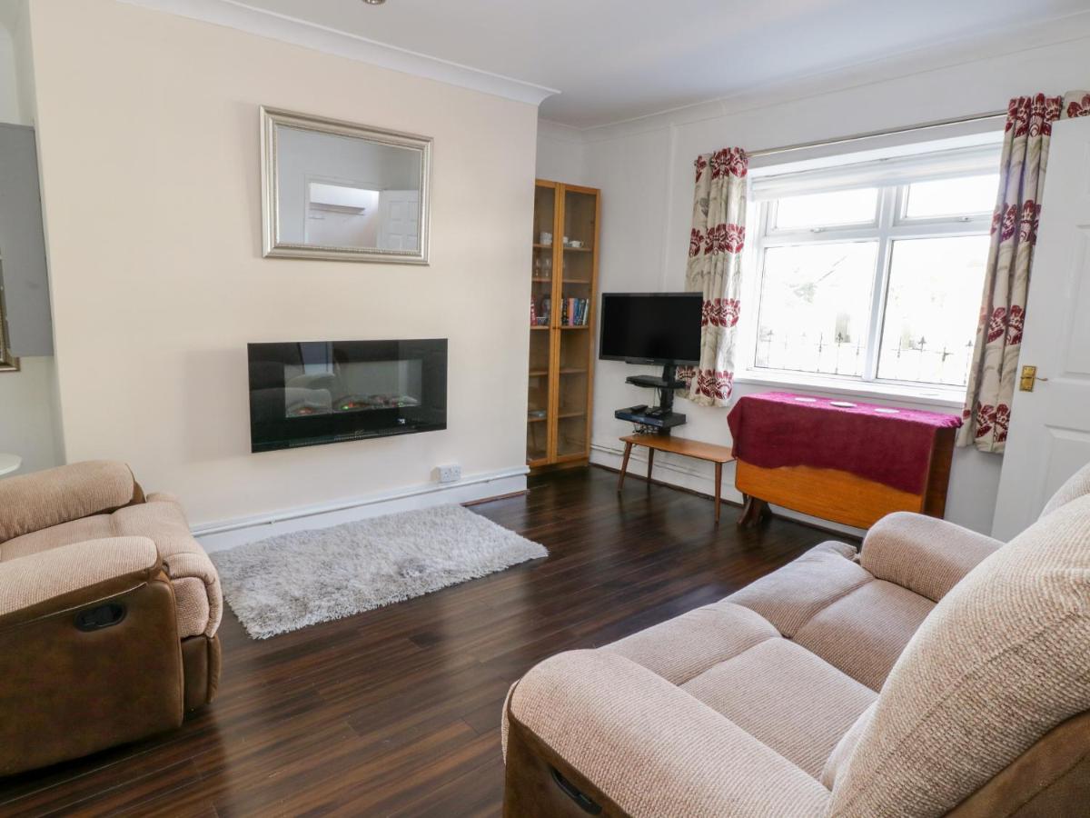 Belmont House - Housity