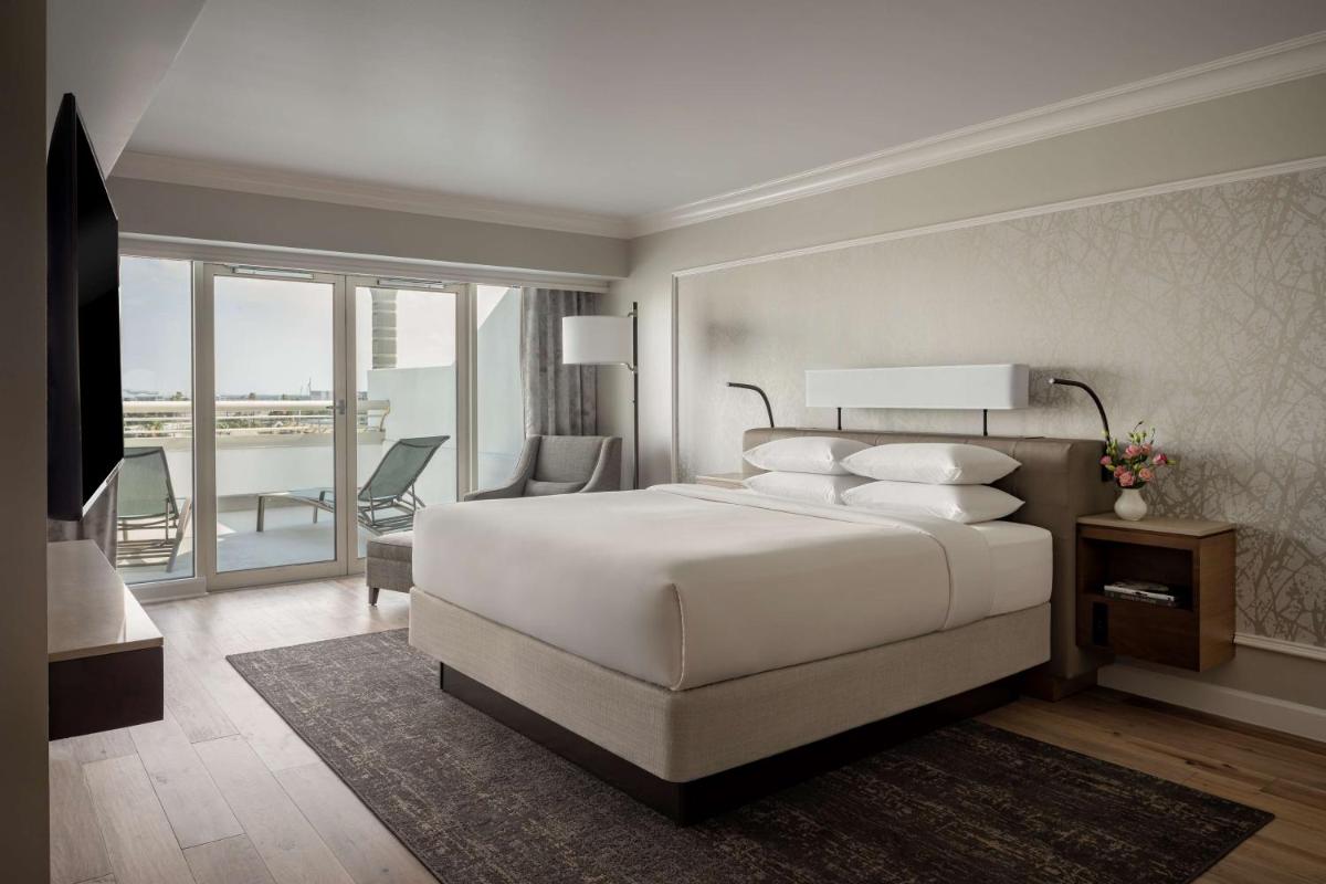 Hyatt Regency Orlando International Airport Hotel - Housity