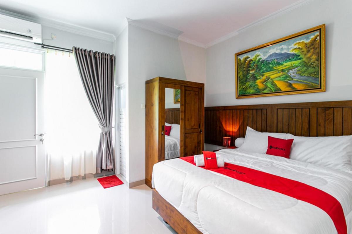RedDoorz near Universitas Muhammadiyah Yogyakarta - Housity