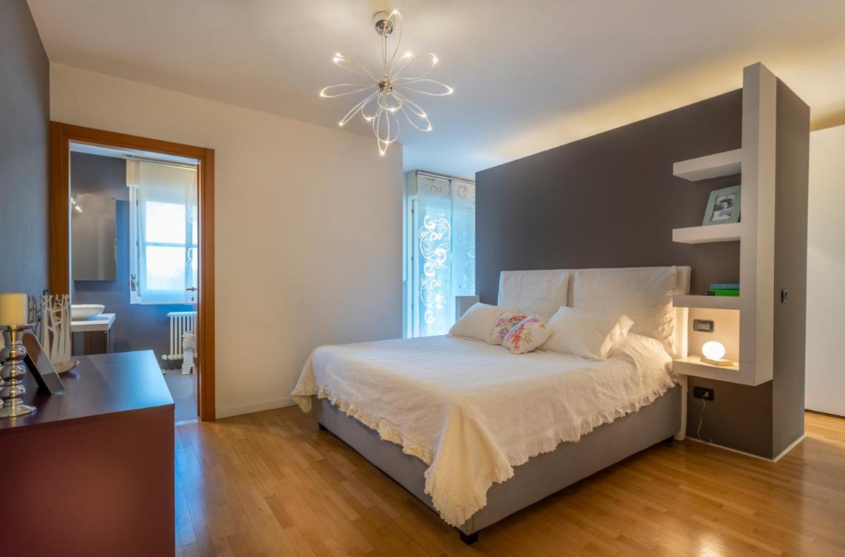 Teatro Nuovo Apartment with Free Parking - Housity
