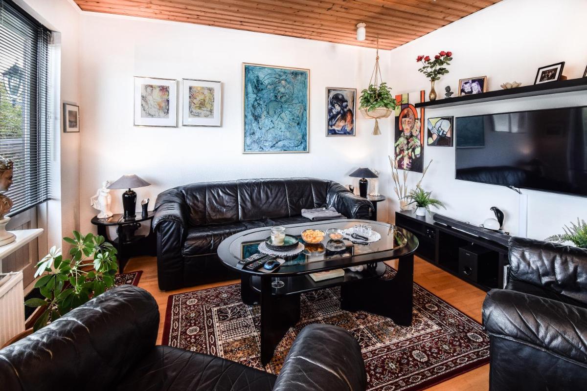 GreenKey House B49 - Housity