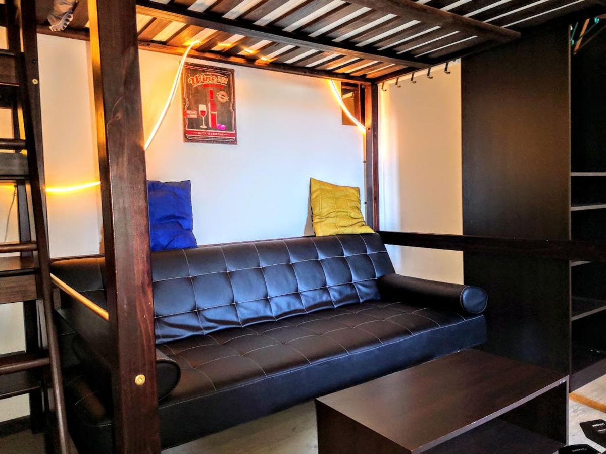 Mini Studio de 13 m2 avec terrasse 15 mn centre Nimes - Housity