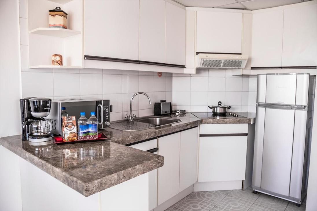 Executive Suite - Housity