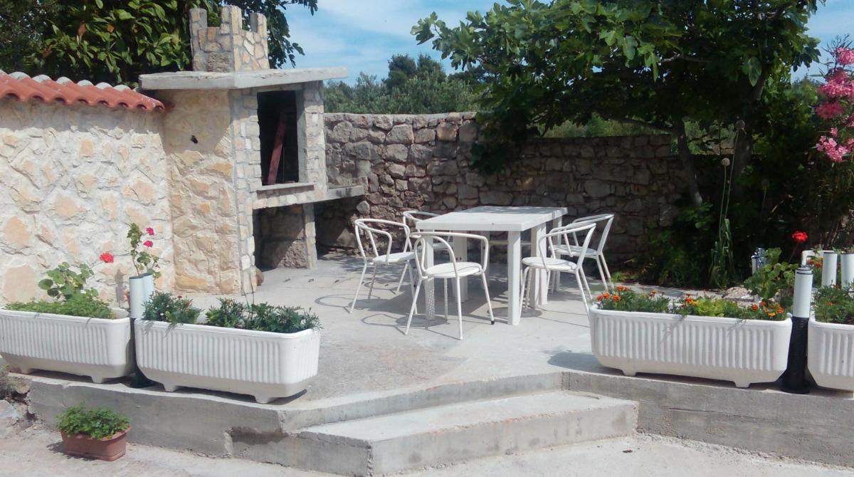 Guesthouse Sovlje (Tribunj) - Housity