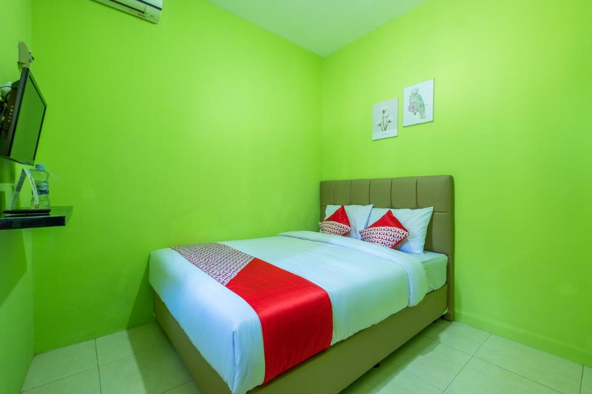 SUPER OYO 1399 Cemara Residence Syariah - Housity