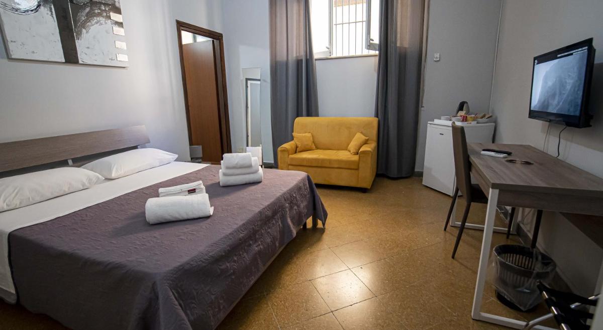 GiaChi friendly rooms alla Stazione - Housity