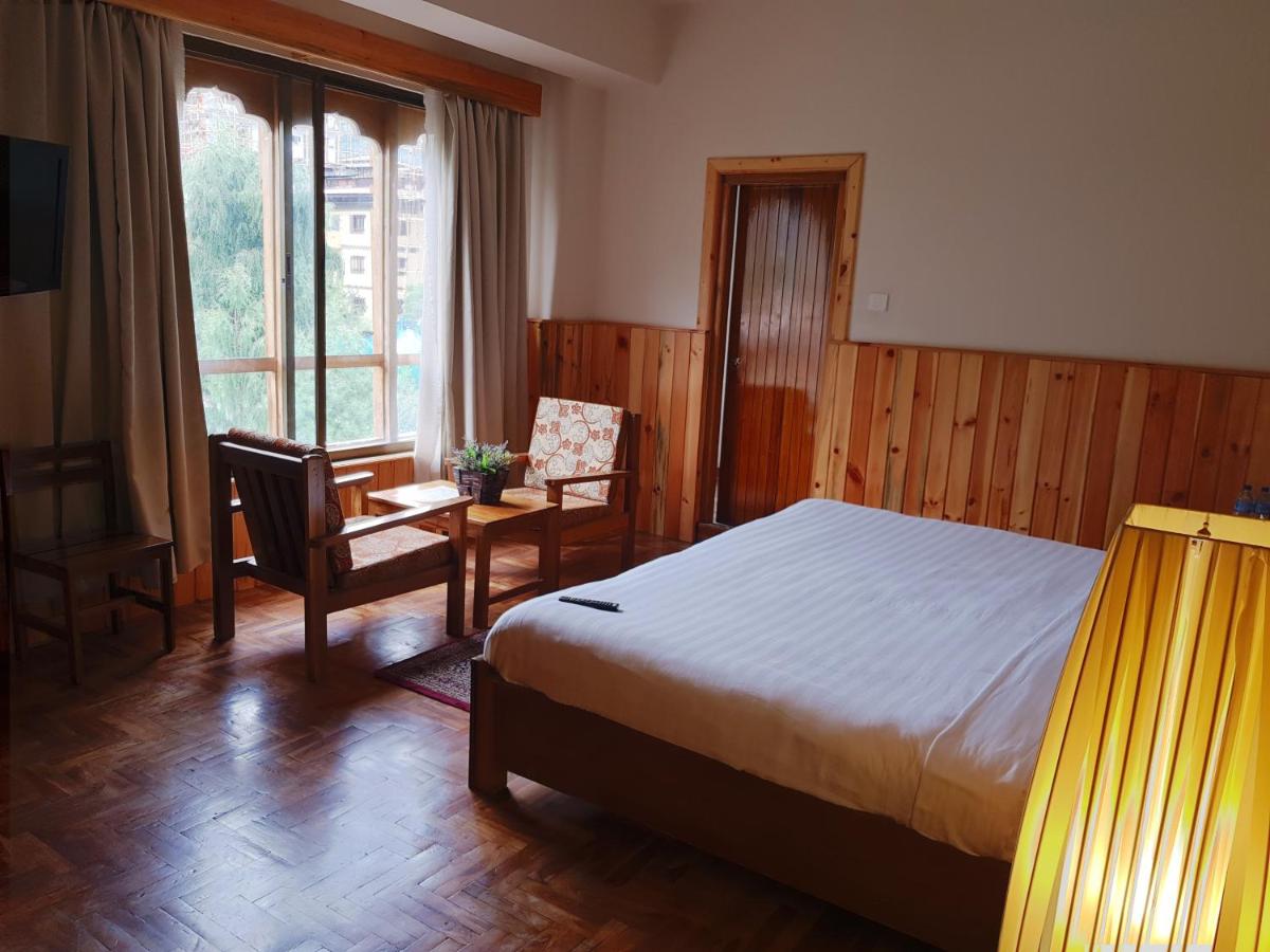 Suitetrails - Khamsum Inn