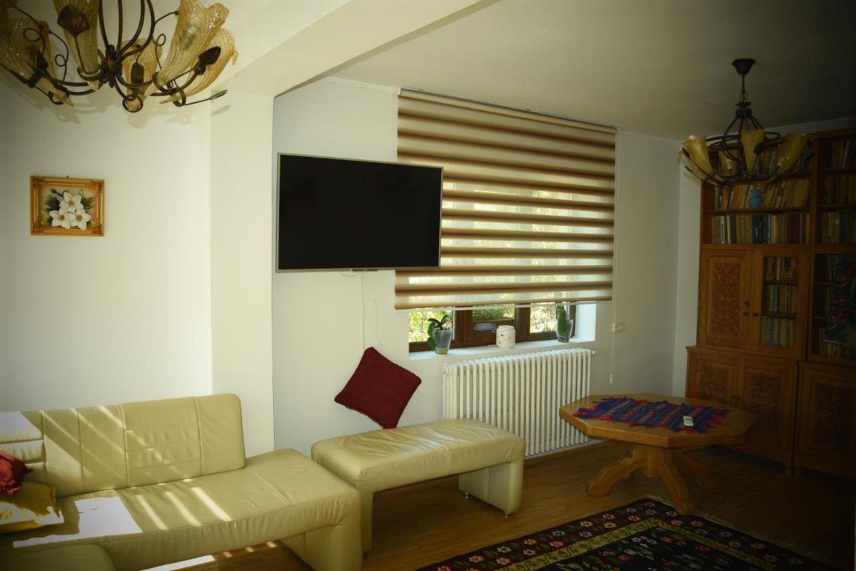 Casa Smeilor Horezu - Housity