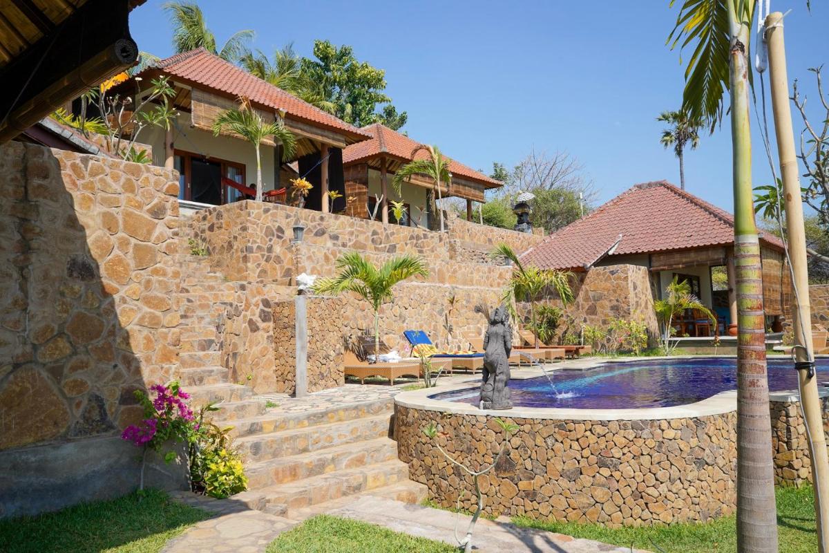 Bamboo Bali Hill Bungalows - Housity