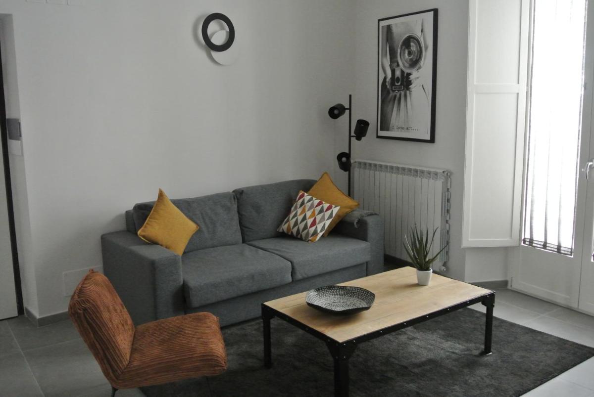 Urban Luxury Apartment Salerno - Housity
