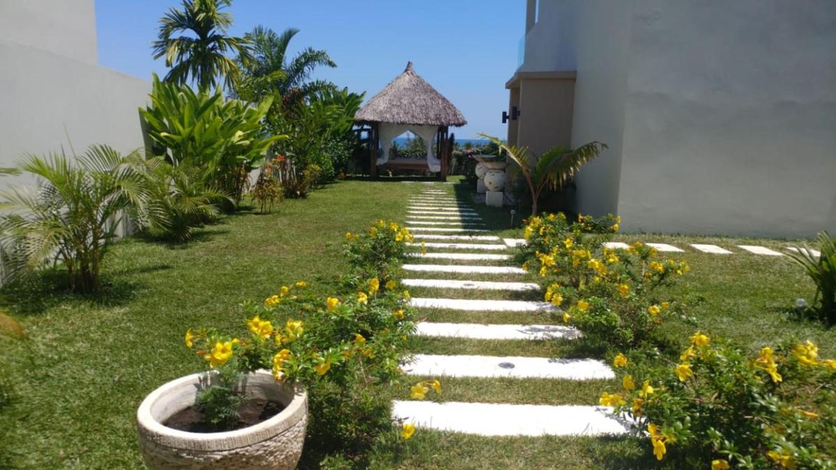 Villa Kintana Naka - Housity