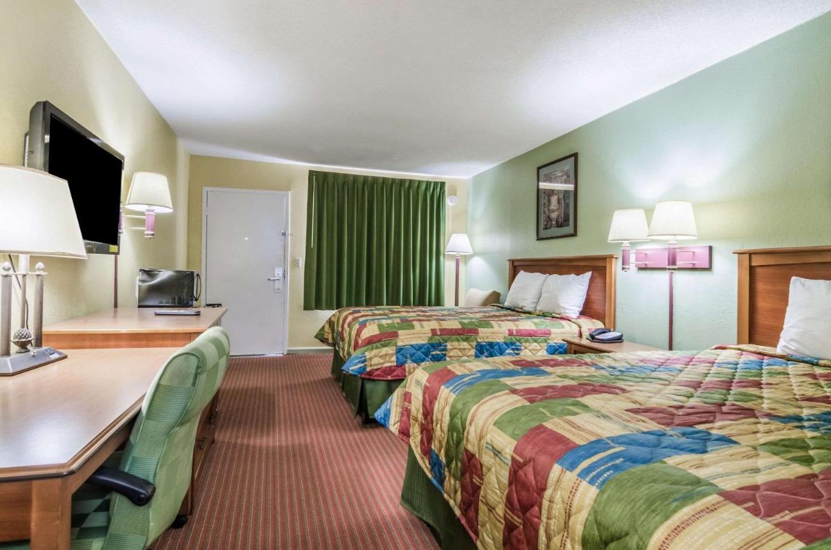 Regency Inn - Housity
