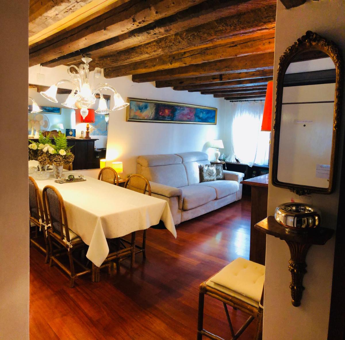 Venice Luca's house - Housity