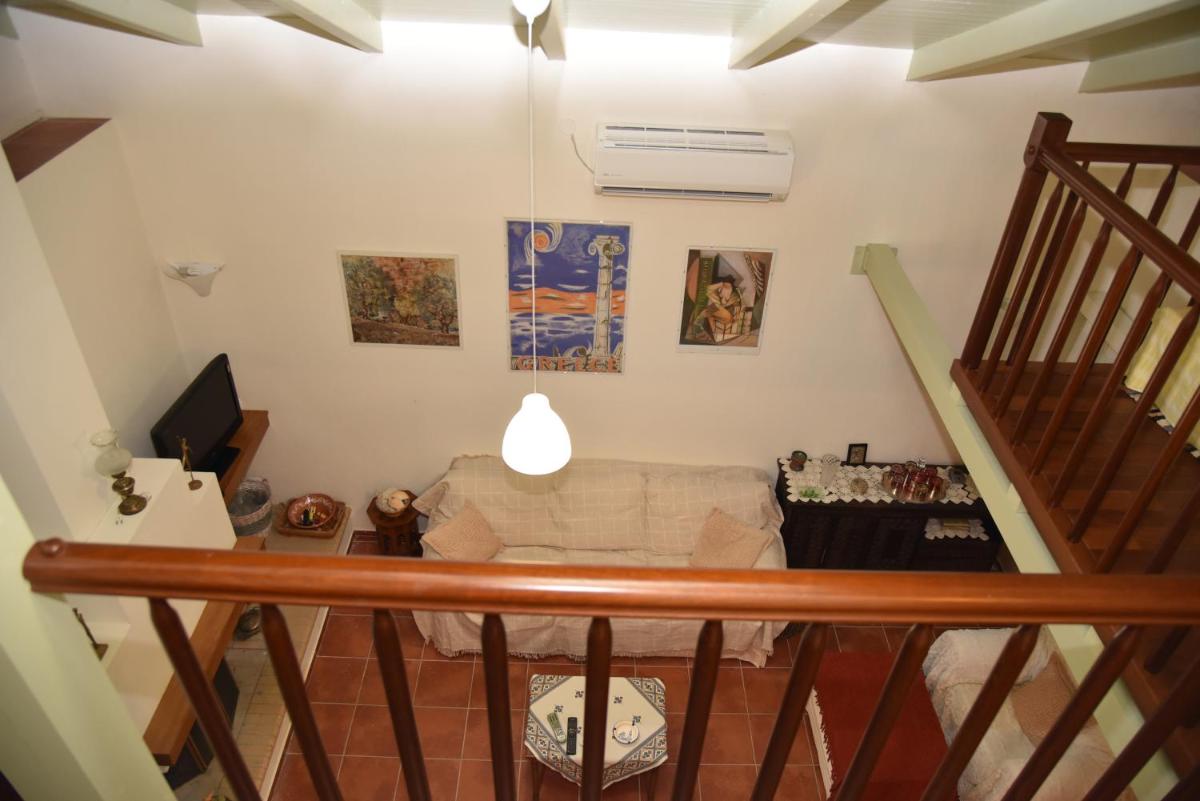 GET AWAY COUNTRY HOUSE - Housity