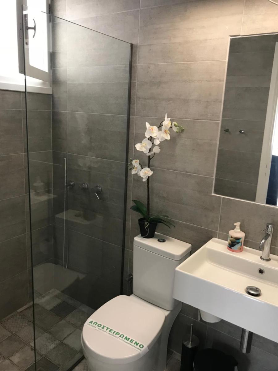 Big Blue Apartments - Housity