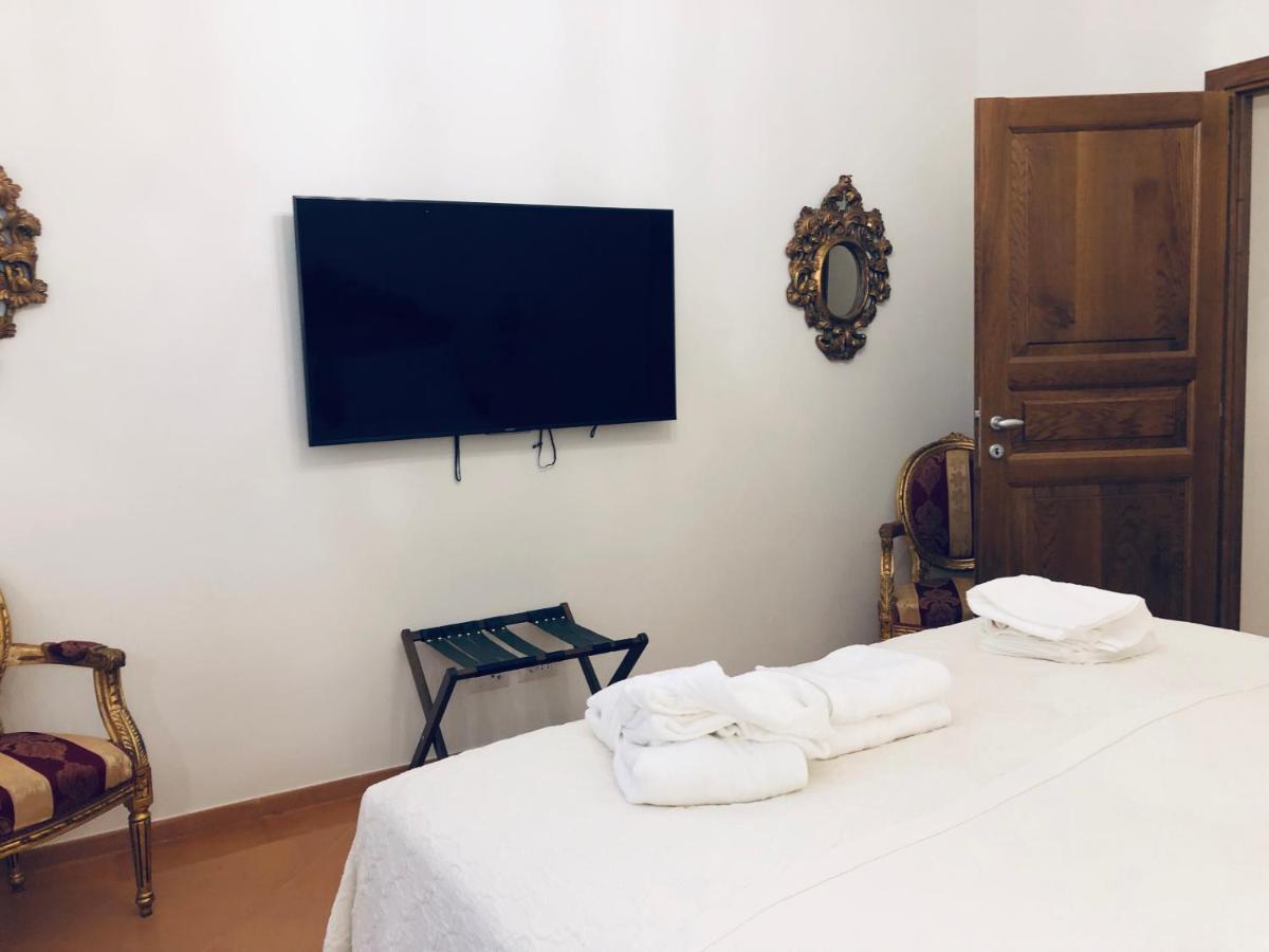 Visione Via Sant’Andrea delle Fratte, 36 - Housity