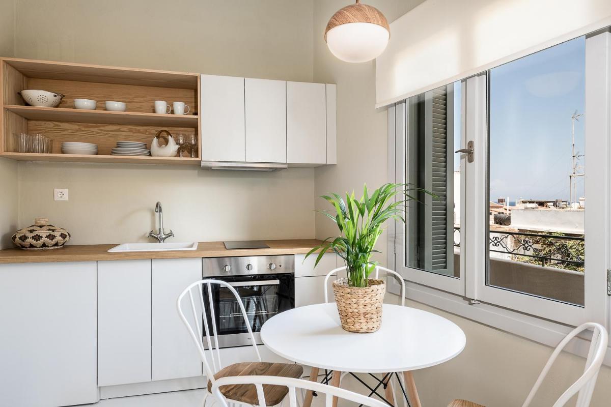 Artemide city places-Splantzia Square - Housity