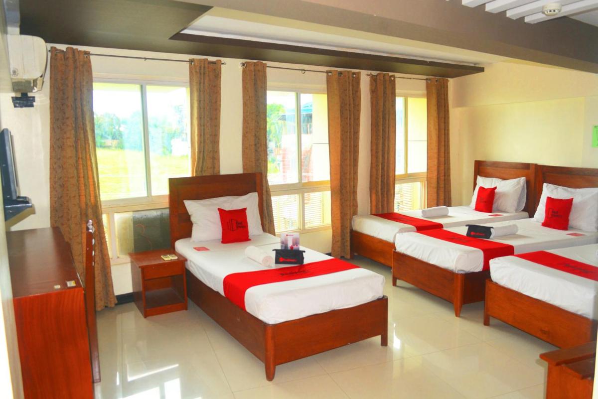 RedDoorz near SM Puerto Princesa - Housity