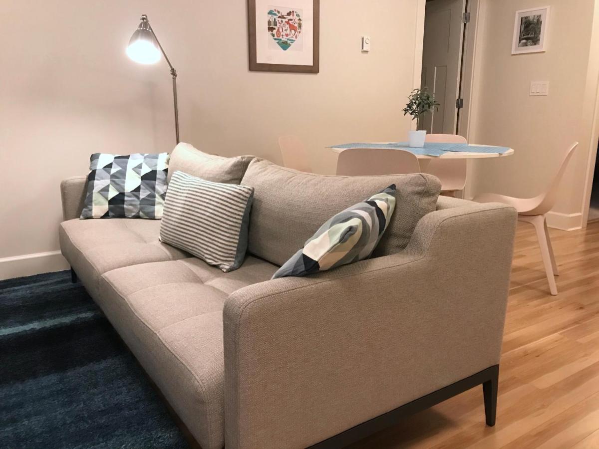 Brand New 2 Brdm Basement Suite - New House - Housity