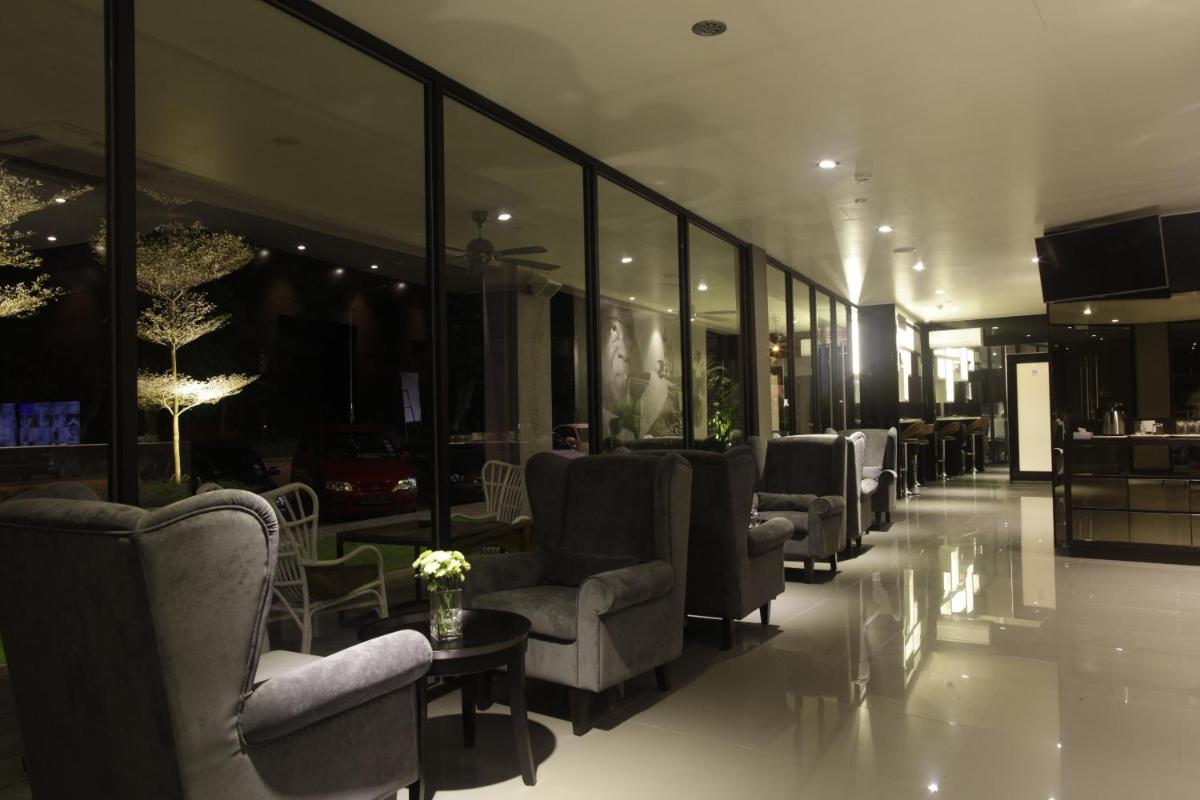 I am Jazz Hotel - Housity