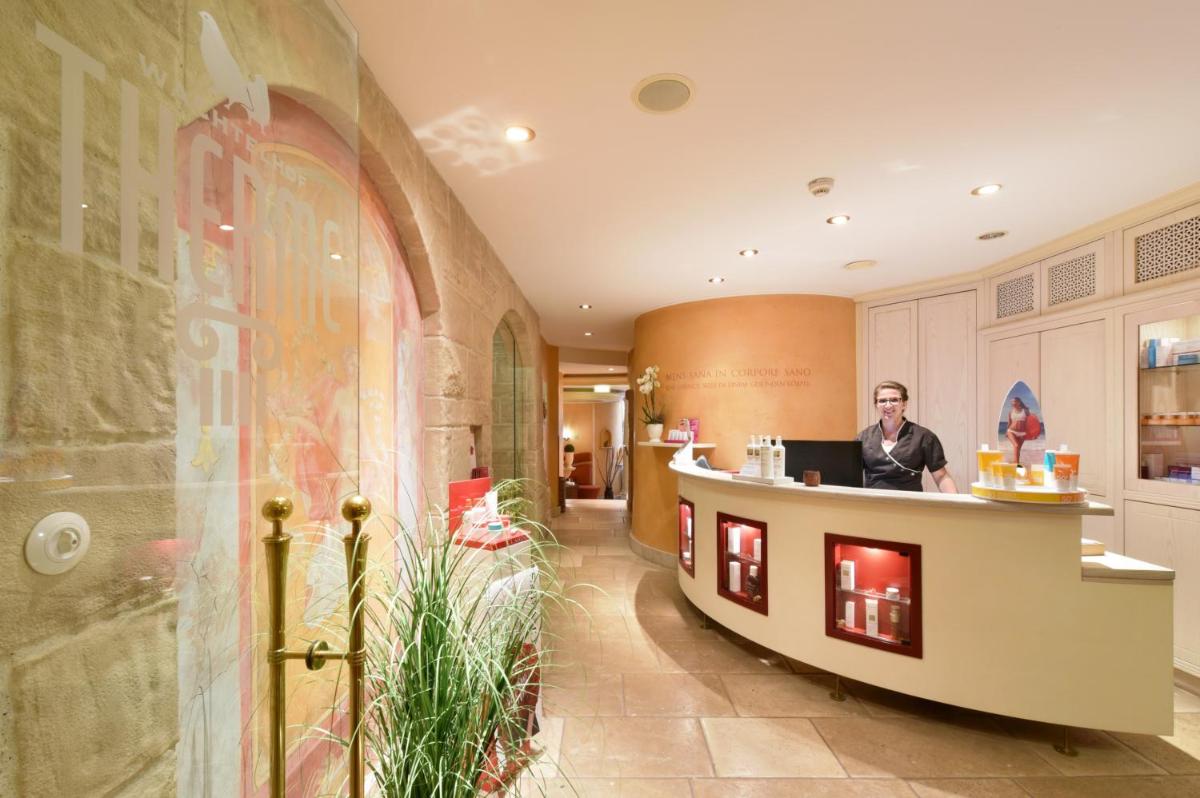 Lobby/Rezeption in der Unterkunft Hotel Landhaus Wachtelhof