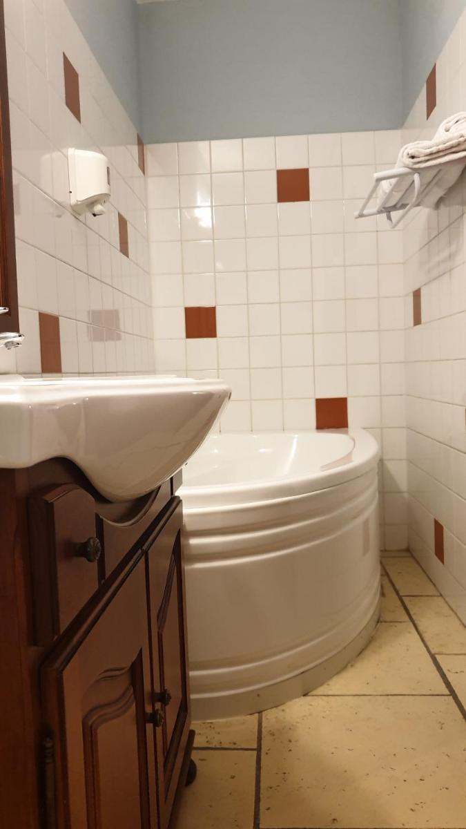 L'ALCOVE HOTEL RESTAURANT - Housity