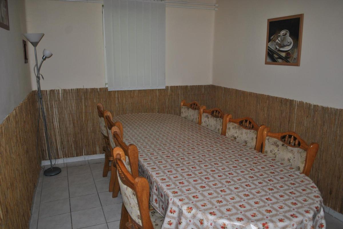 Arany Tisza Apartmanház - Housity