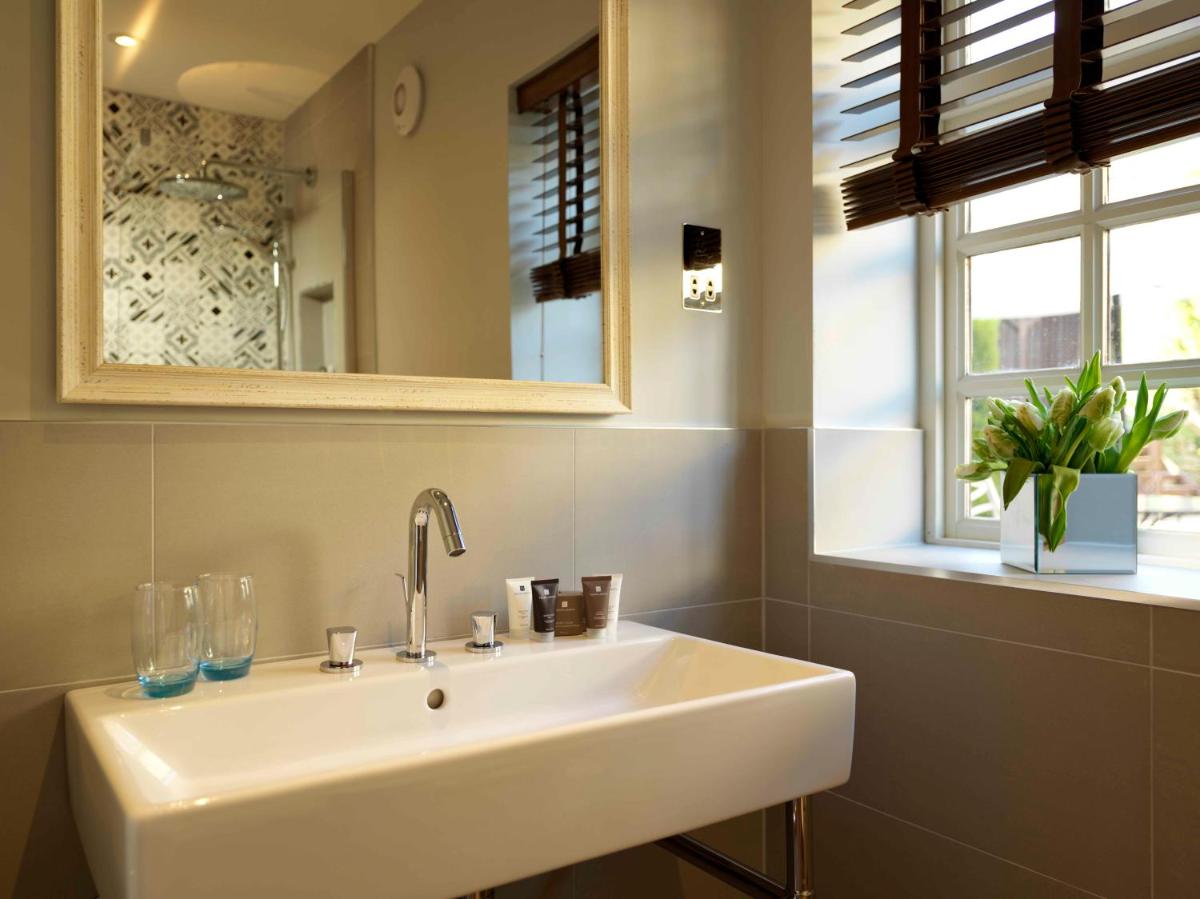Wentbridge House Hotel - Housity