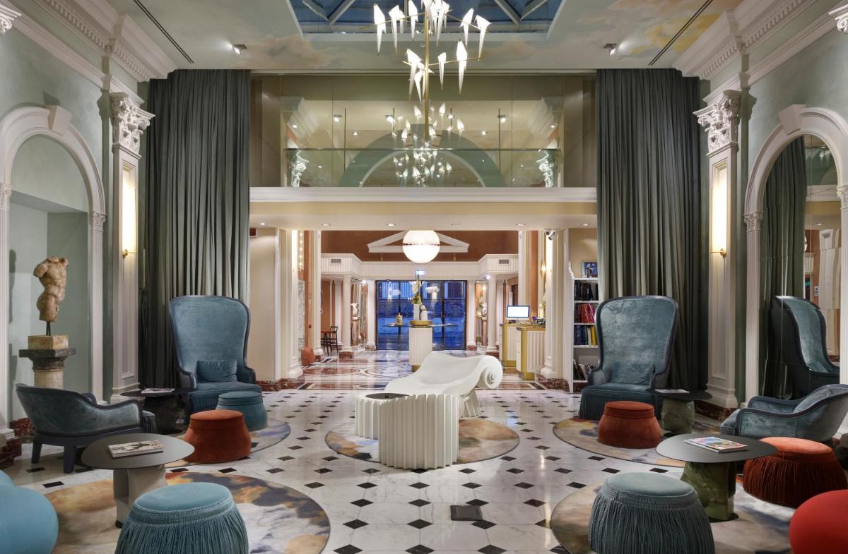 Leon's Place Hotel In Rome - Housity