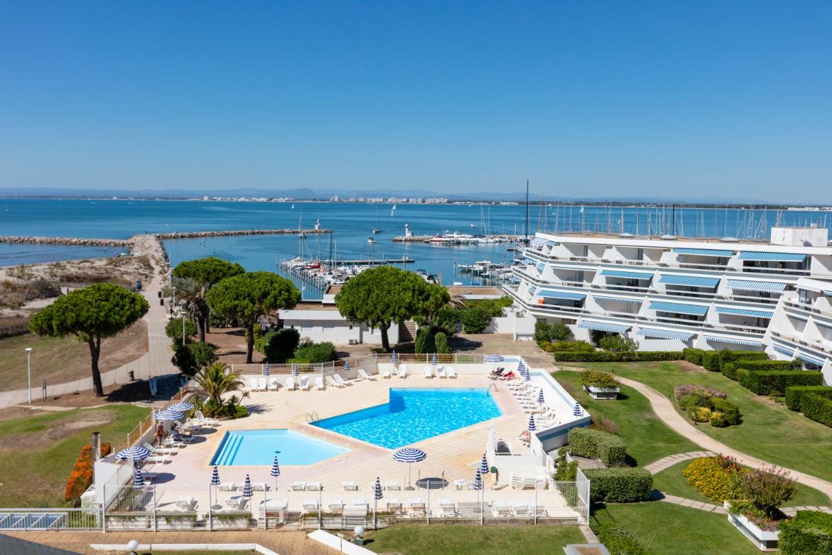 Piscine de l'établissement Thalazur Port-Camargue - Hotel & Spa ou située à proximité