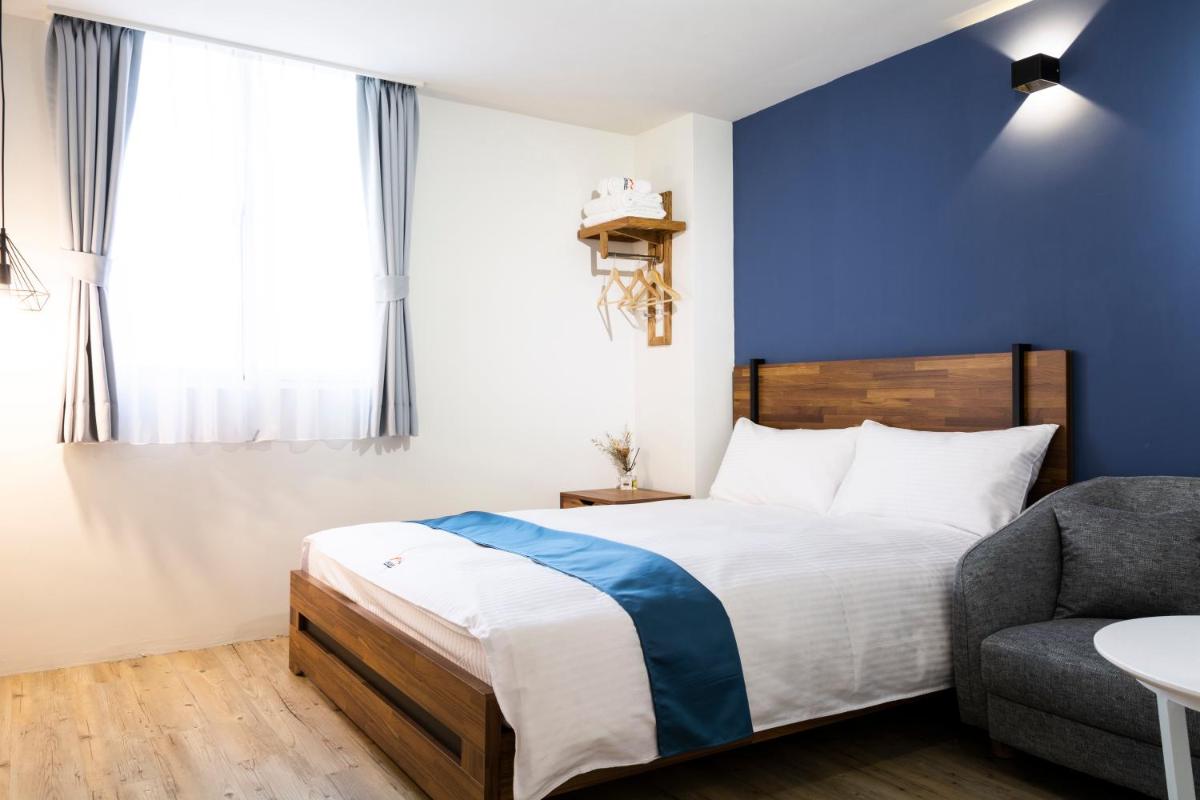 Mulan Light Inn - Housity