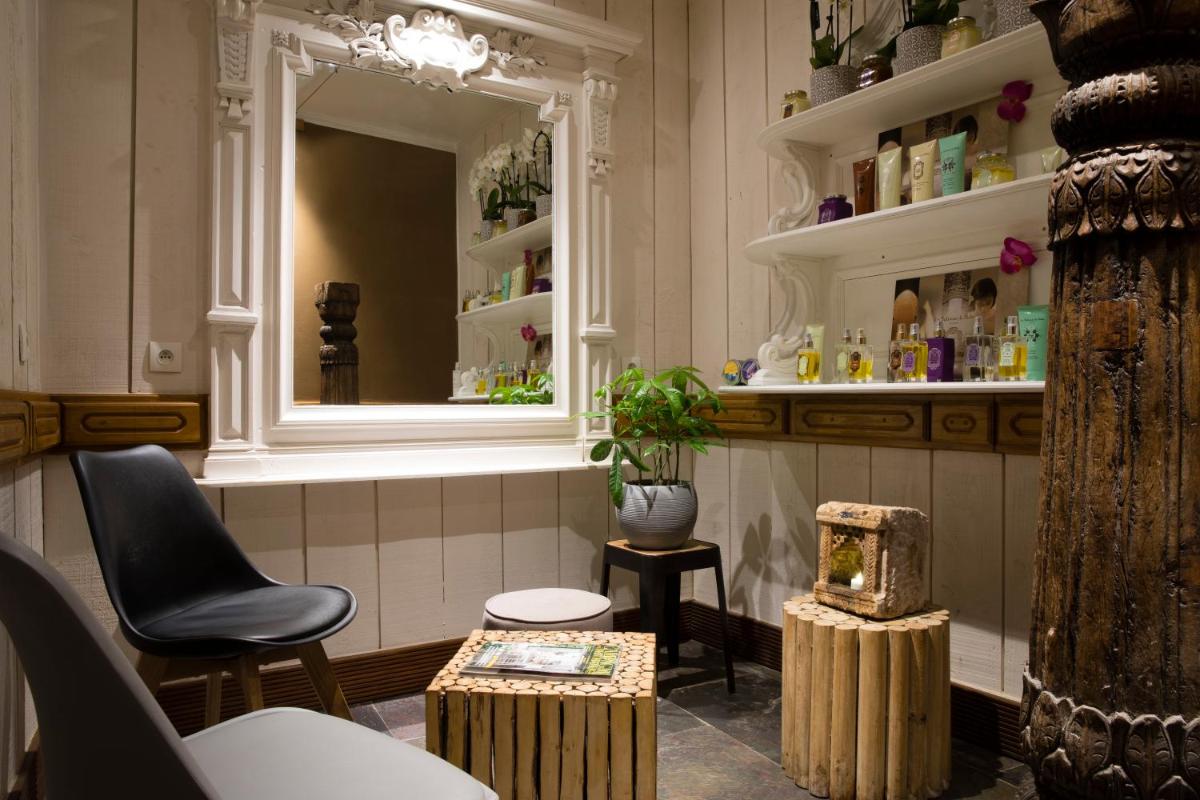 Hotel et Spa Le Lion d'Or - Housity