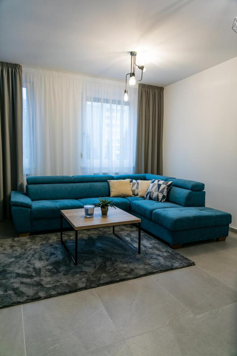 TODOR APARTMENTS Center - Housity